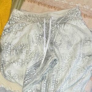 Lululemon joggers sz 8 NWOT